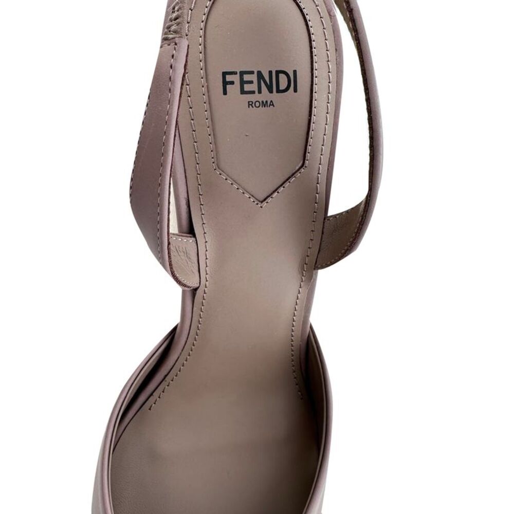 Fendi Fendi First Slingback Pumps in Beige Calf Leather - Picture 8 of 12